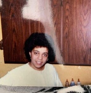 Meet your Posher, Latoya bj